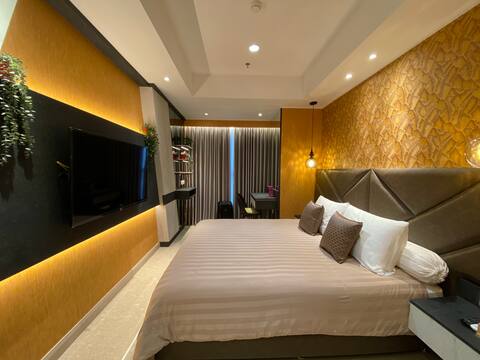 Luxury Sea View Gold Coast Suite #19.1 Apartment