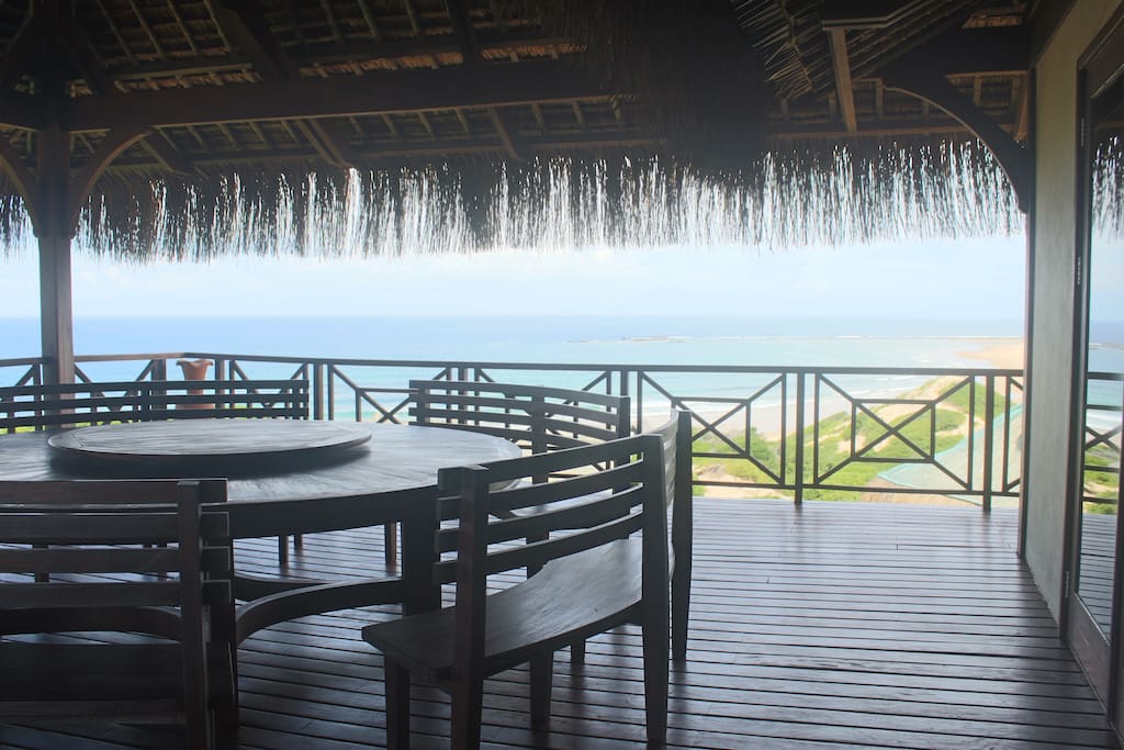 Main deck outside overlooking Guinjata bay