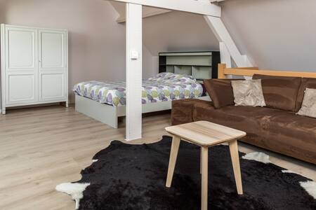 Duplex Loft with separate entrance (+bikes)