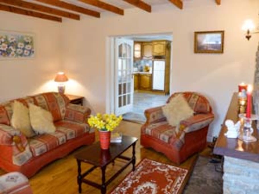 cosy country sitting room
