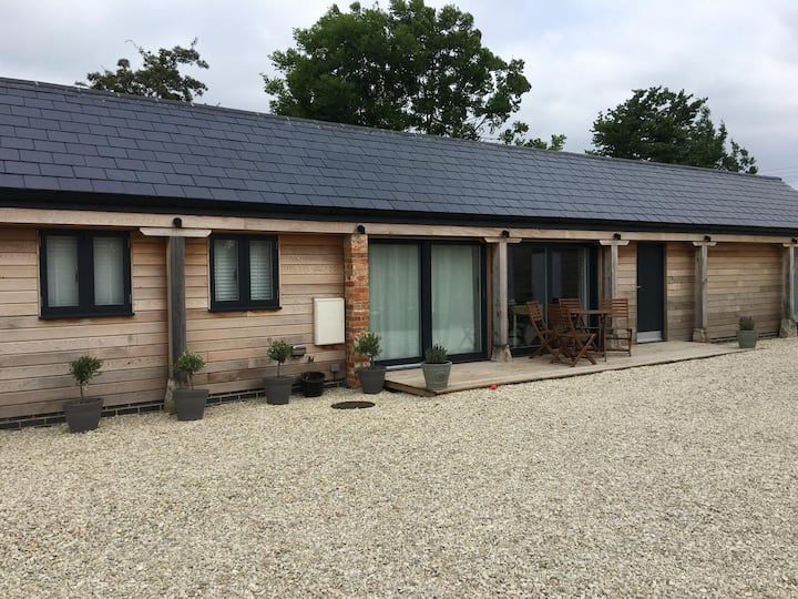 Barn Conversion (With Ev Charger) - Cotswolds