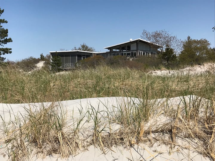 Beach House Right On The Water, Exquisite Sunsets - 입시치