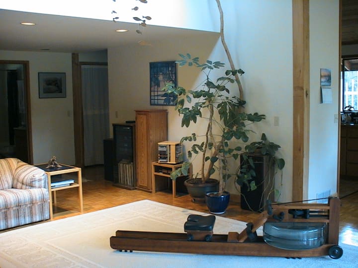 Quiet rural house with garden Houses for Rent in Port Townsend