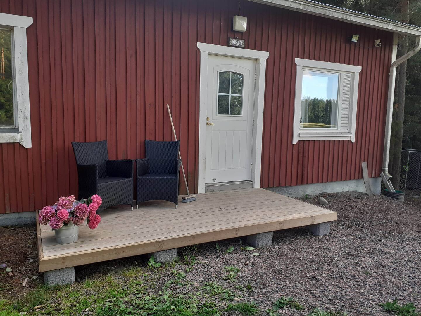 Kodikas Pieni Talo Metsän Reunassa. 3