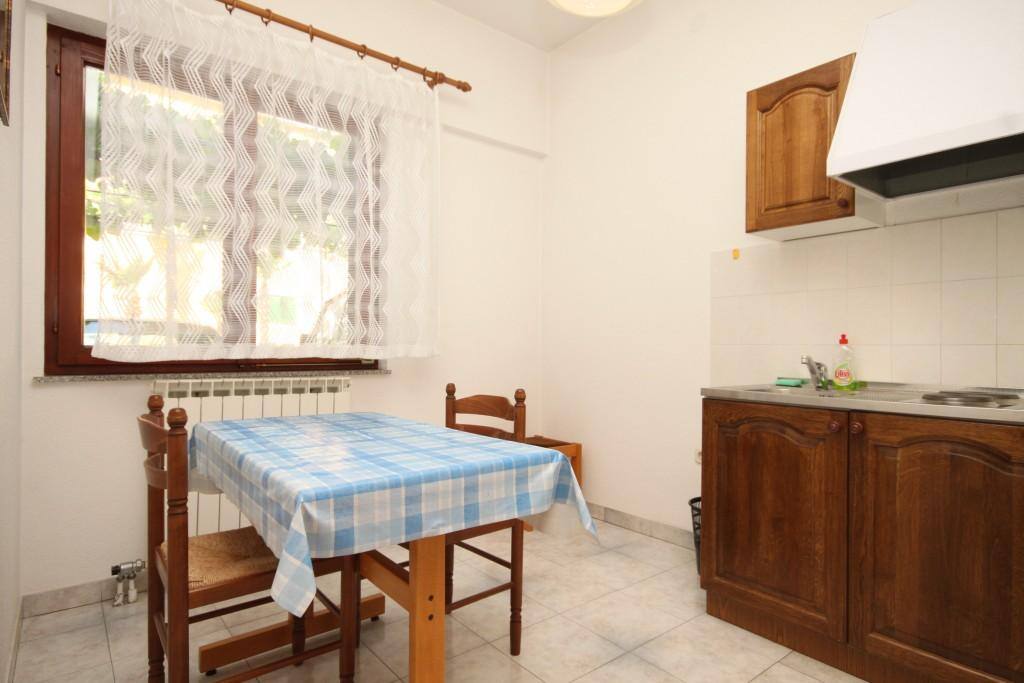 Dining room, Surface: 6 m²