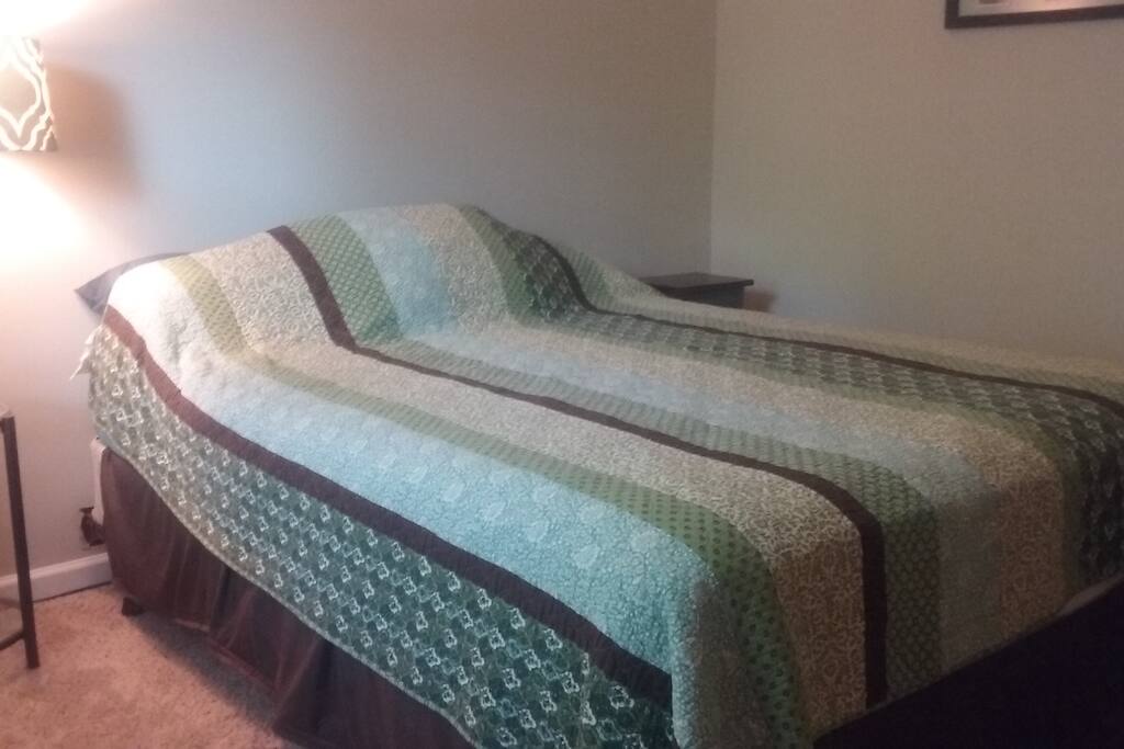 Queen size bed