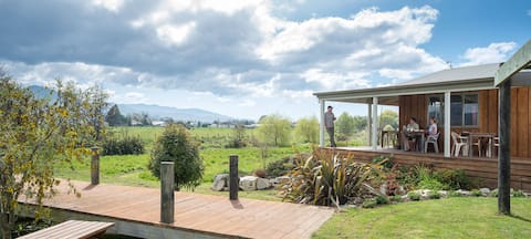 Peaceful eco-lodge near Abel Tasman