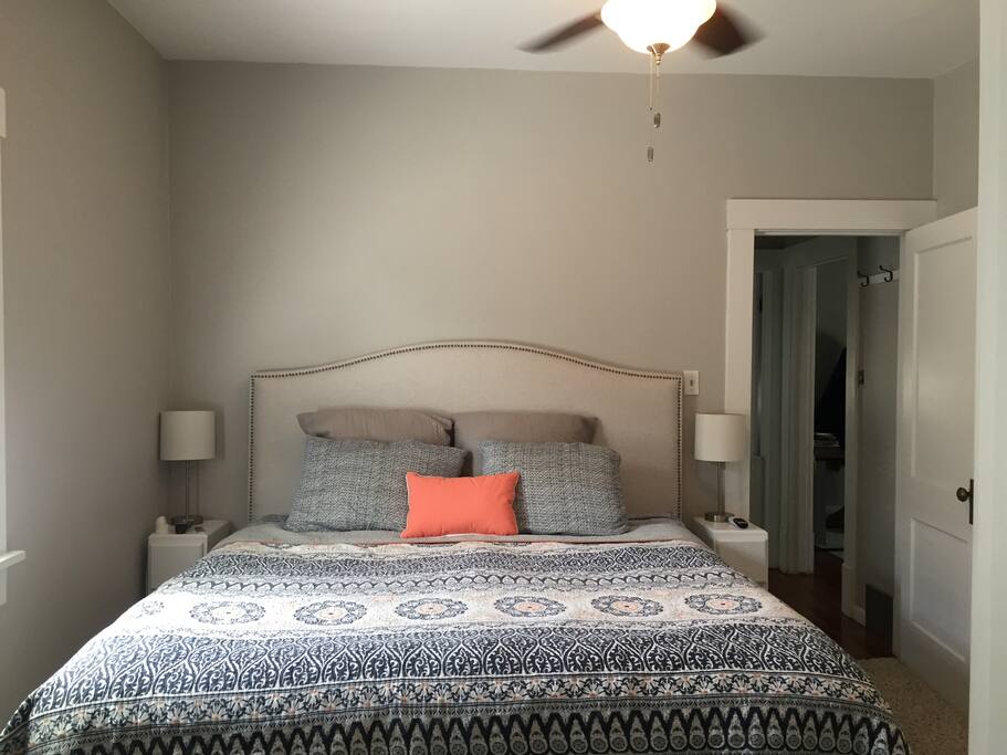 Guest bedroom #1