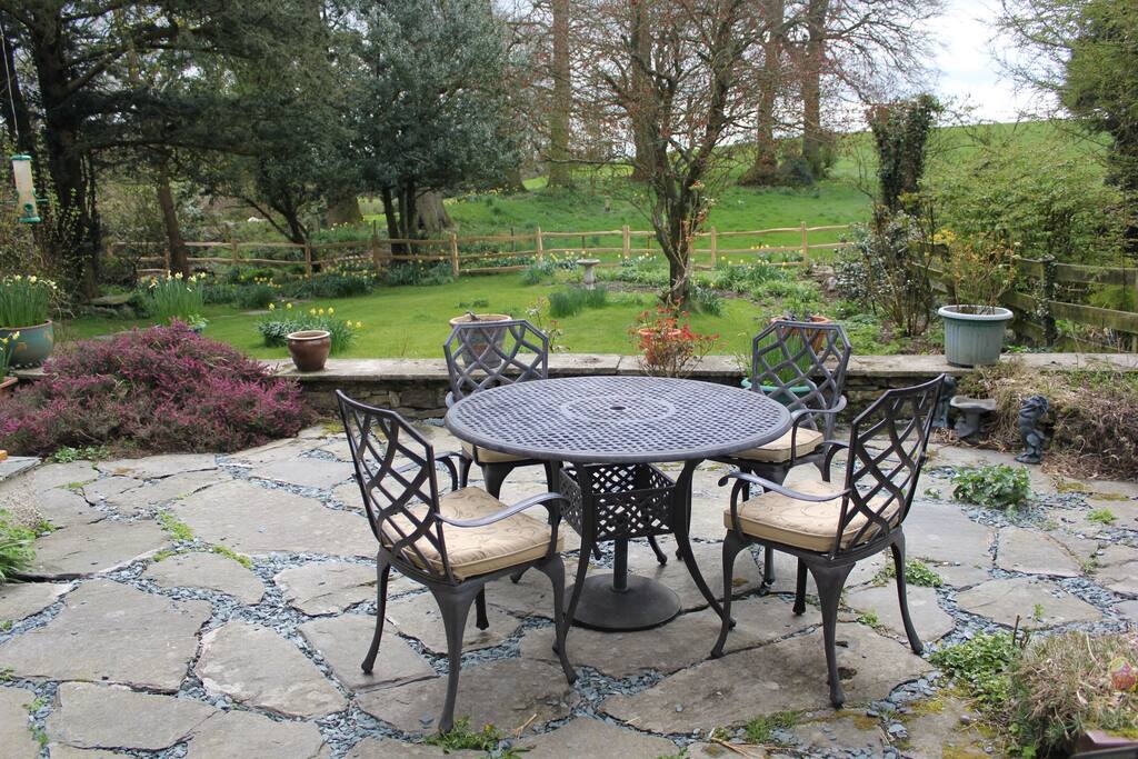 How about a nice glass of bubbles with your BBQ.