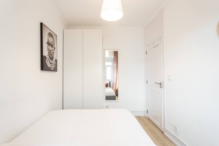 The Lisbon Lotus – Alcantara gallery image 4