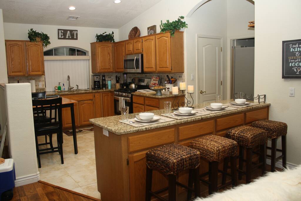 Make your favorite meals. Room for everyone.