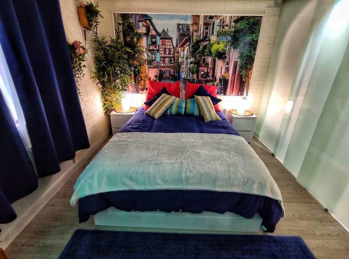 Chambre bleue en Belgique.