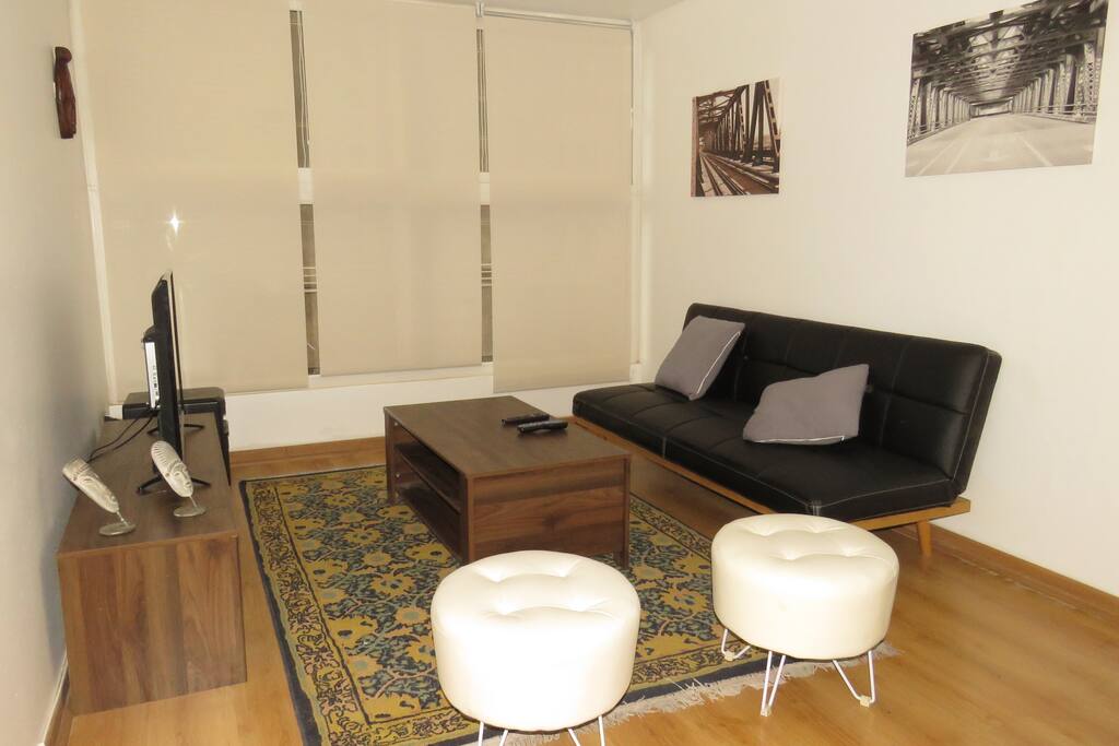 Amplio y cómodo living