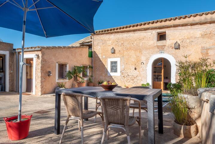 Can Bonjesus gallery image 2