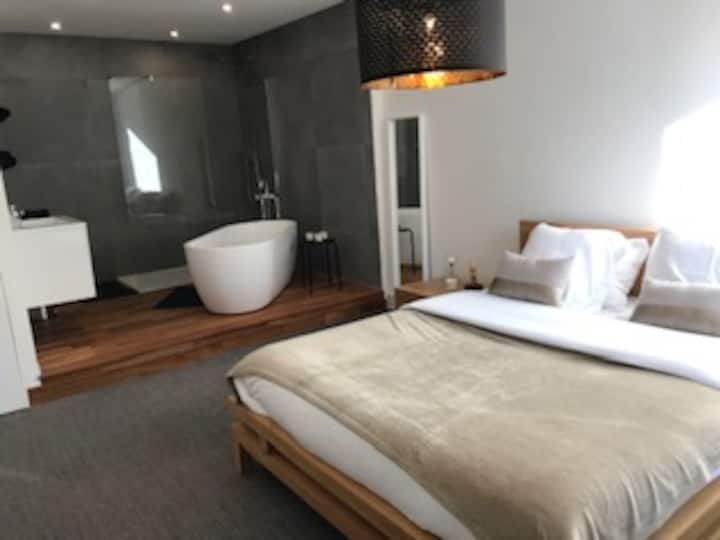 La Suite Apartments for Rent in Chantilly, HautsdeFrance, France