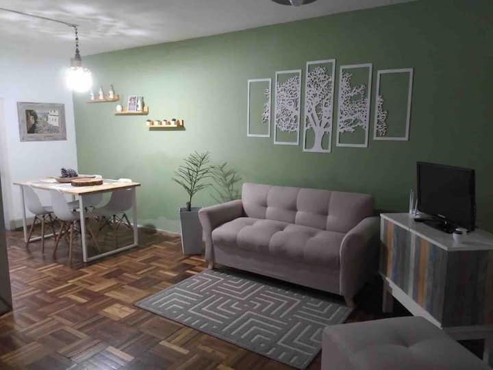 Agradable Casa Con Estacionamiento Gratis - Montevideo