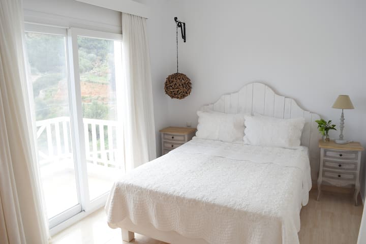 Thea Villas...  No1