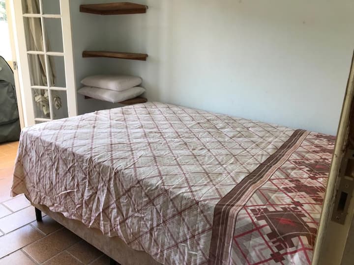 Dormitorio 3 (cama matrimonial) + aire acondicionado