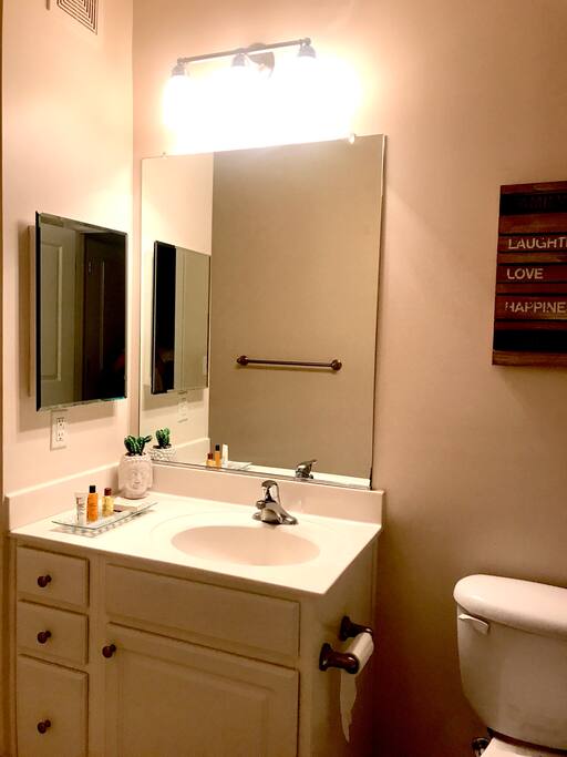Full Bathroom