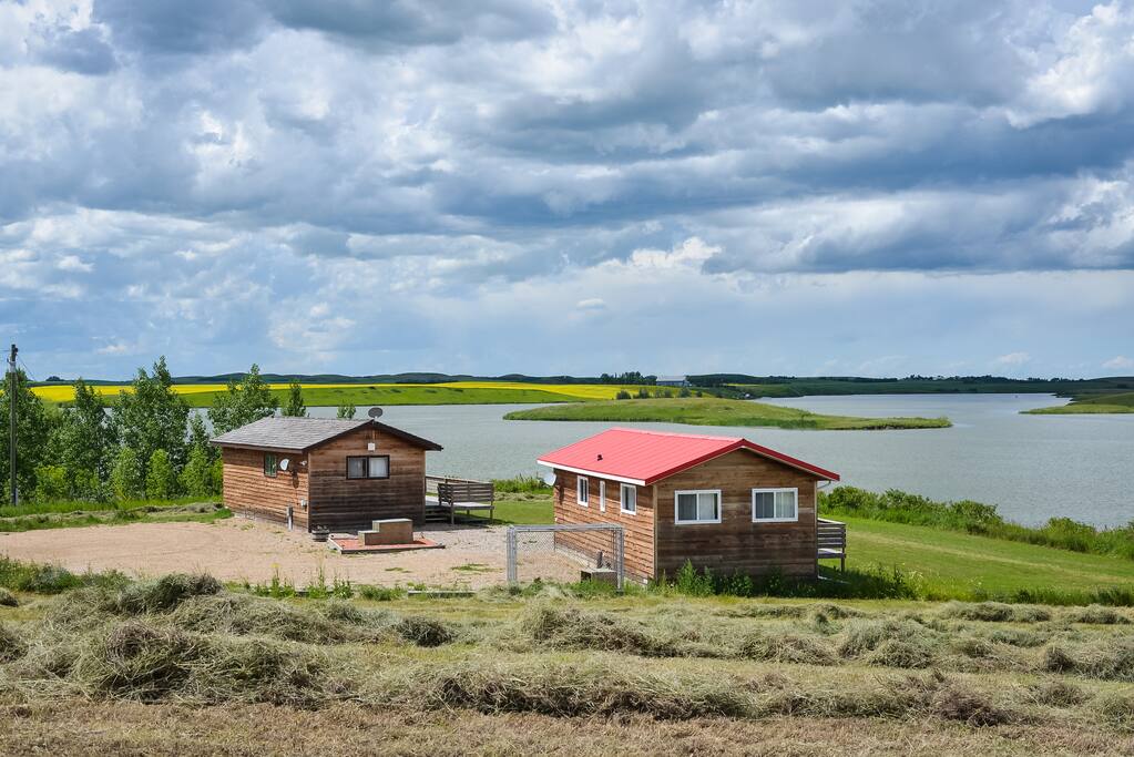 Fox Lake Retreat - Red Cabin - Cabins for Rent in Hanna ...