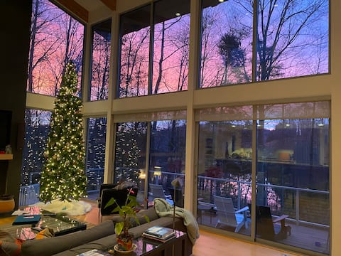 Glass House | Mountain & Water Views @ Wintergreen