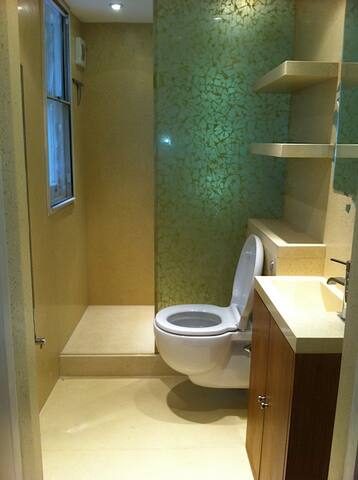 gorgeous flat in Chelsea gallery image 2