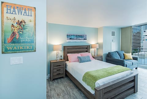Waikiki Beach Condo-1191 Ilikai Marina taxes incl