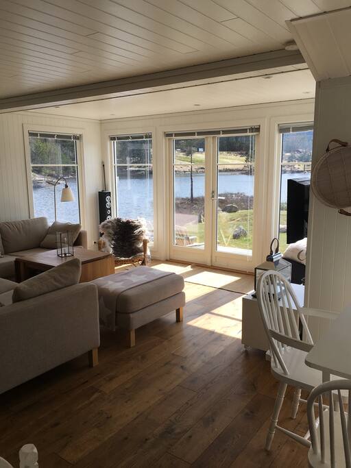 Stue med panoramautsikt