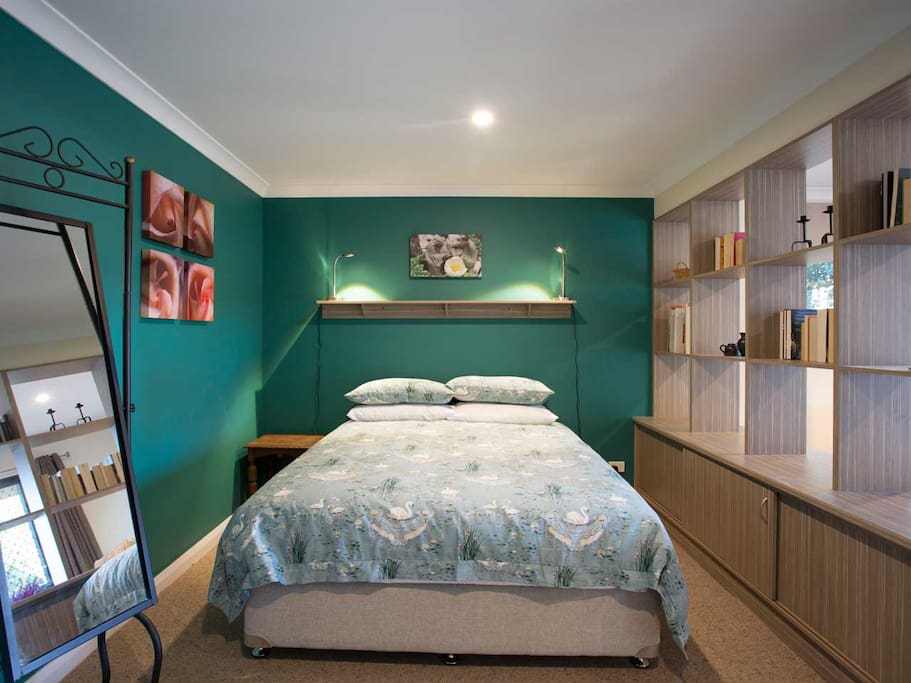 Comfortable queen size bed.
