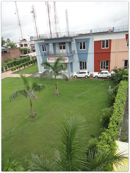 Hotel Lawn and Building
