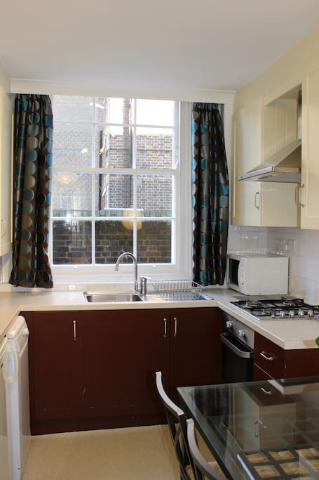 Flat 1's equipped kitchen