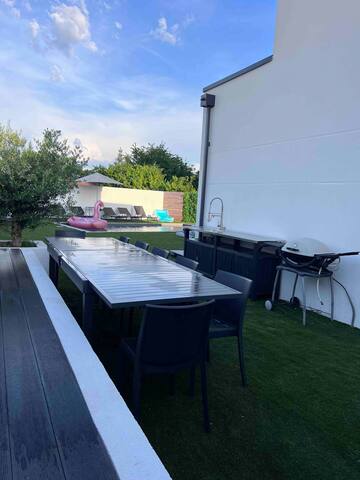 Villa moderne avec piscine gallery image 5