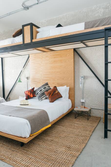 1 Queen Bed + 2 Twin XL Casper Matresses