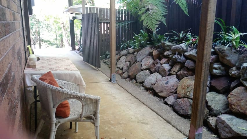bellingen self contained apartment