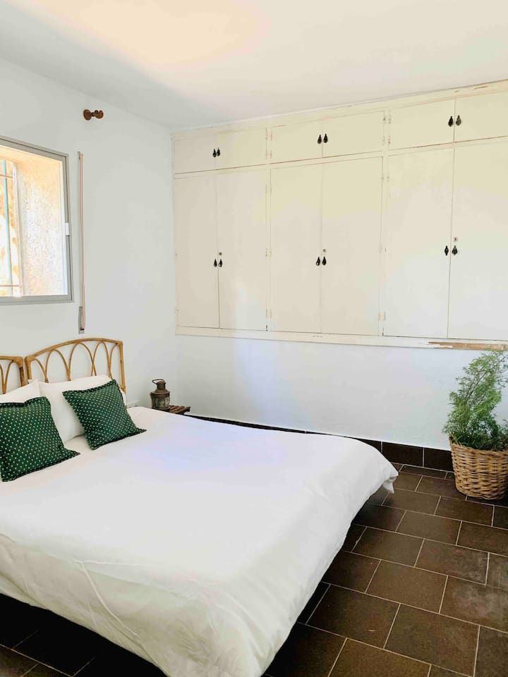 Chumba cha 4
Chumba #4