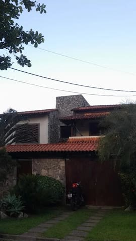 Mansão – Condomínio Maramar