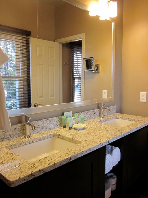 Villa Bath Vanity