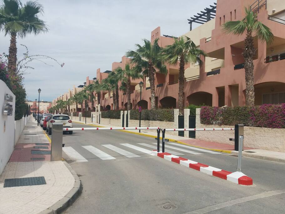 Acceso restringido a la urbanización