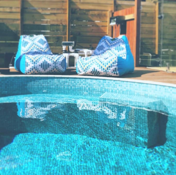 Private plunge pool- can be heated in winter