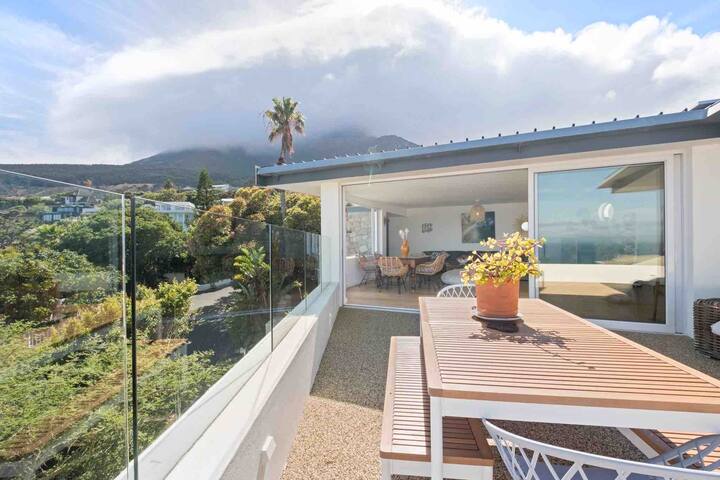 “Rockabye” Beach House , Llandudno gallery image 5