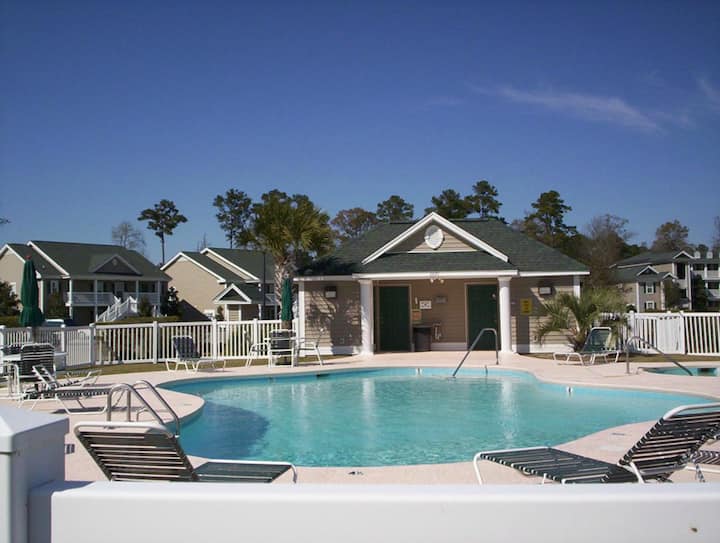 Pawleys Island Retreat! Condominiums for Rent in Pawleys Island
