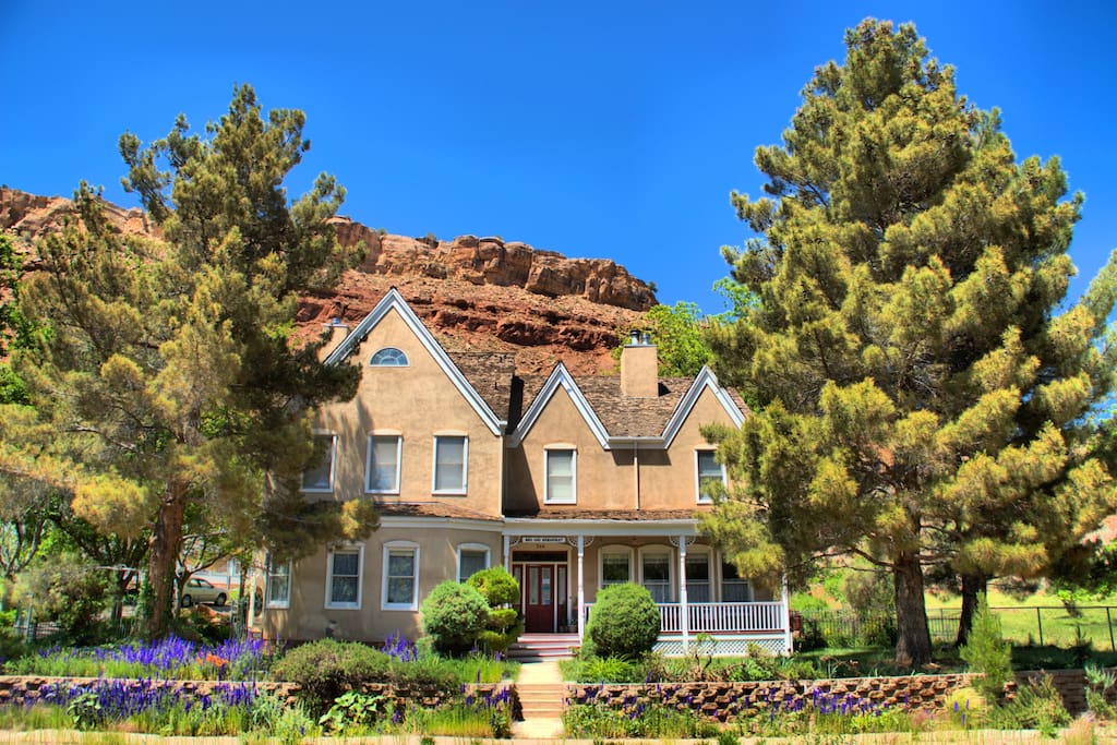 Our Amber Inn Bed and Breakfast at Zion National Park