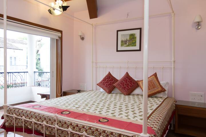 Upstairs bedroom