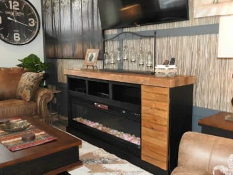 Popular Airbnb listing: Dove Tree Landing in Livingston