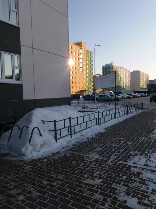 вход