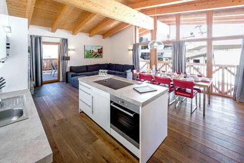Large luxurious penthouse in the centre of Gerlos