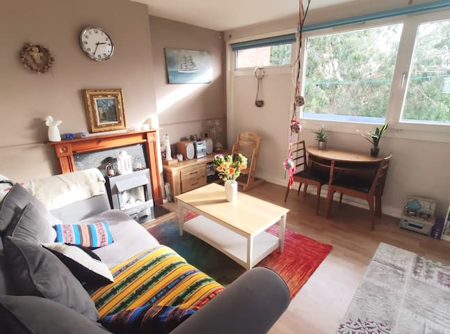 Entire Family flat in King’s Cross