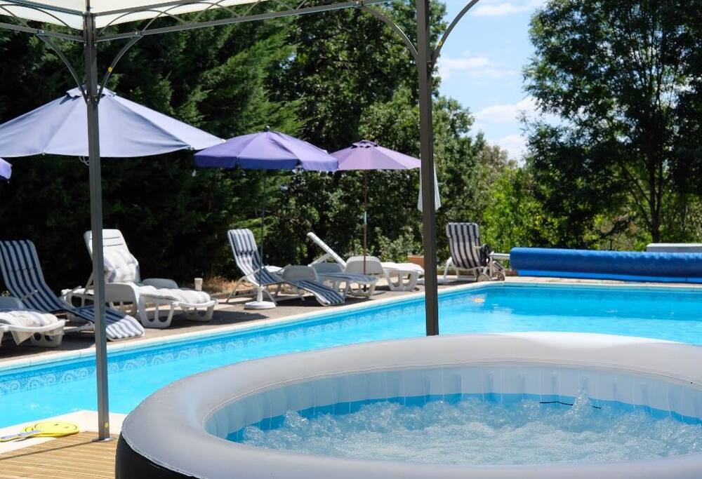 View of the pool from the jacuzzi