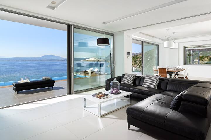 Beachfront Villa in Crete – Epavli Luxury Villa gallery image 5