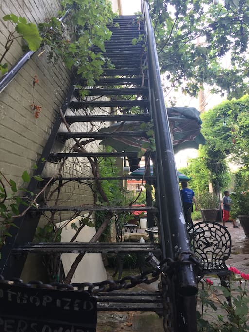 To get to our loft their are stairs to clim, so if you have problems with stairs this my not be the place for you.